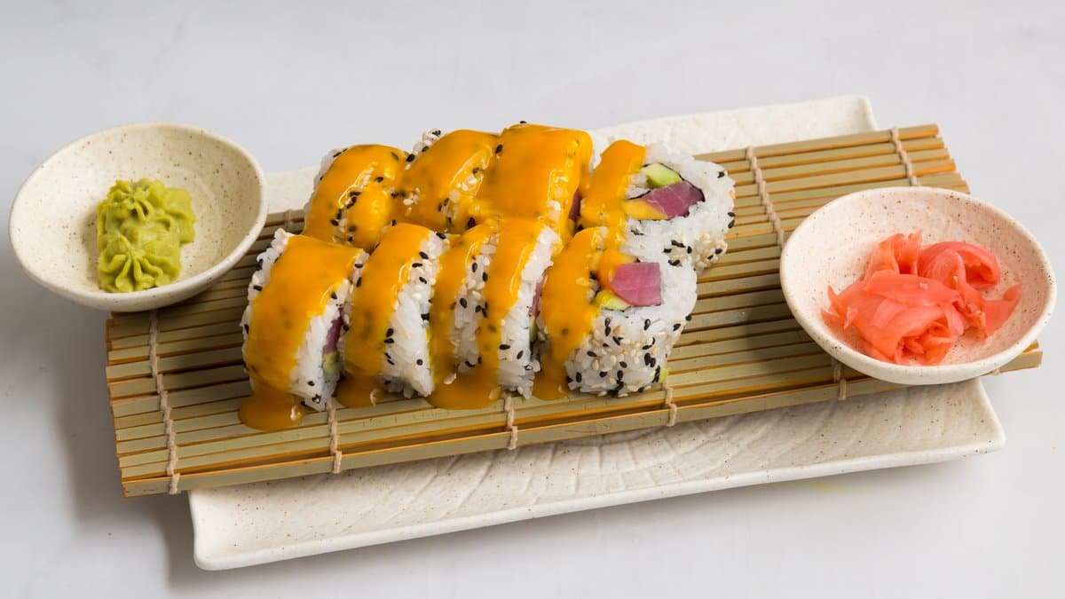 Tuna Mango roll