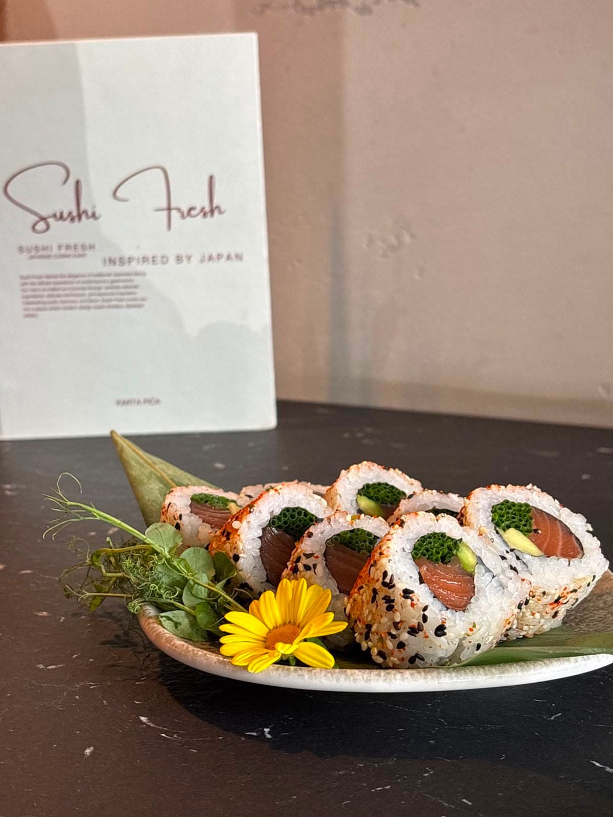 Potpisna rolnica iz Sushi Fresh Bara